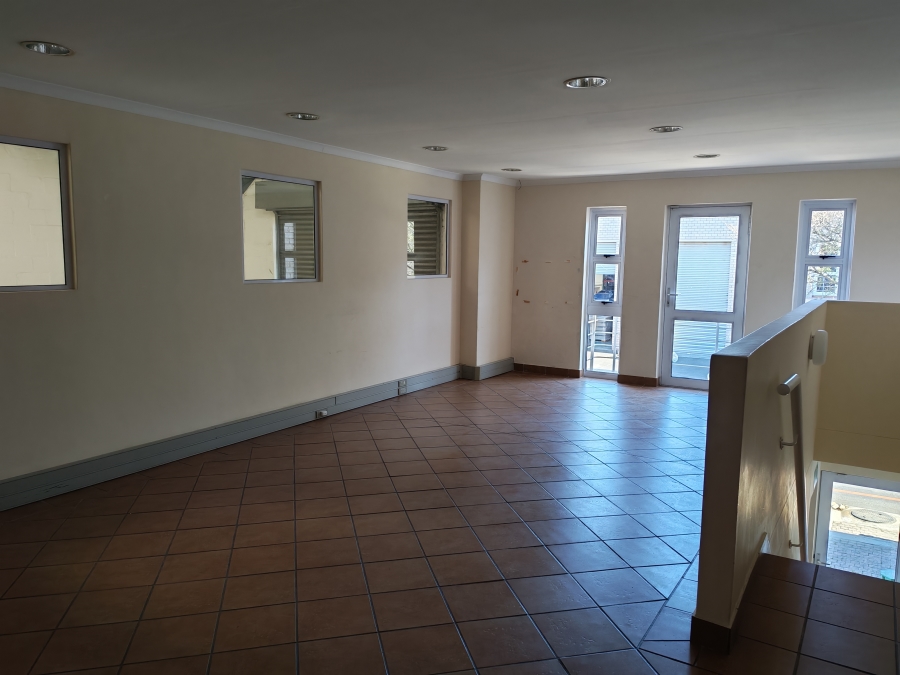 To Let Commercial Property for Rent in Asla Park Western Cape